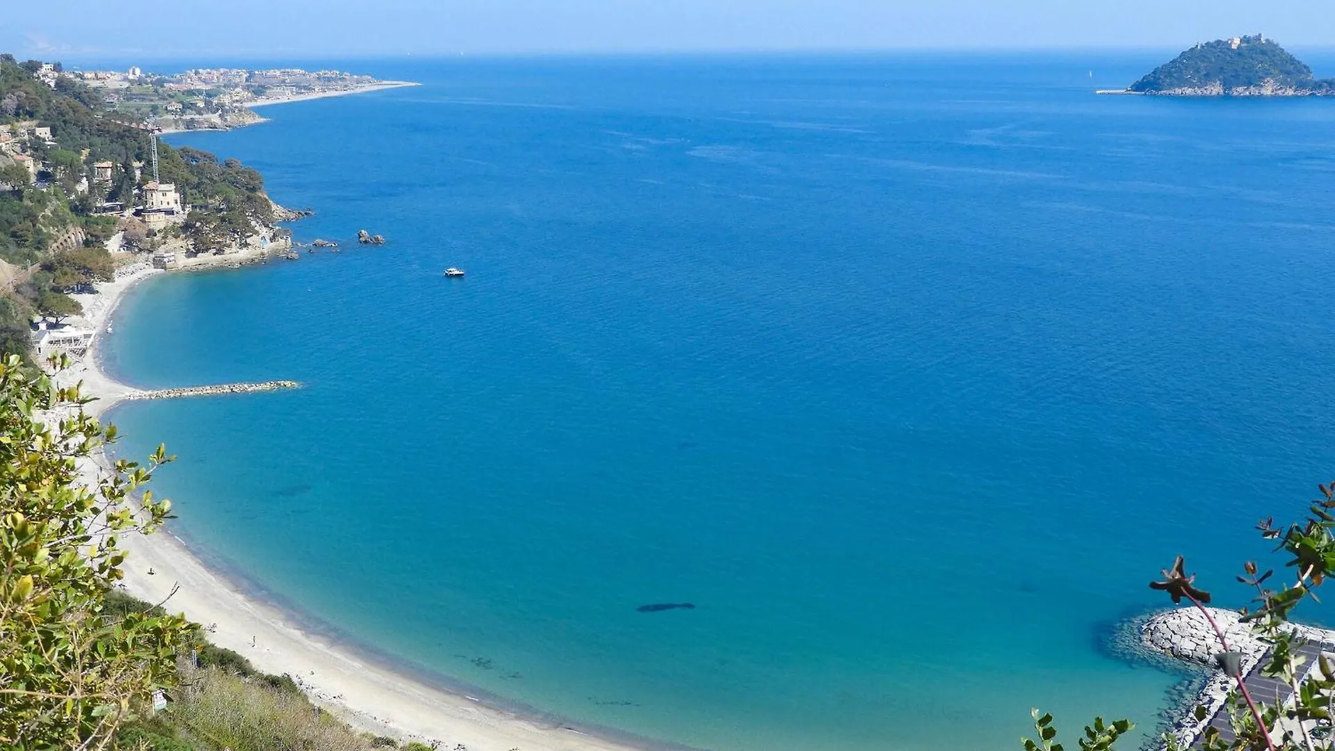 1 Bedroom Amazing Apartment In Laigueglia